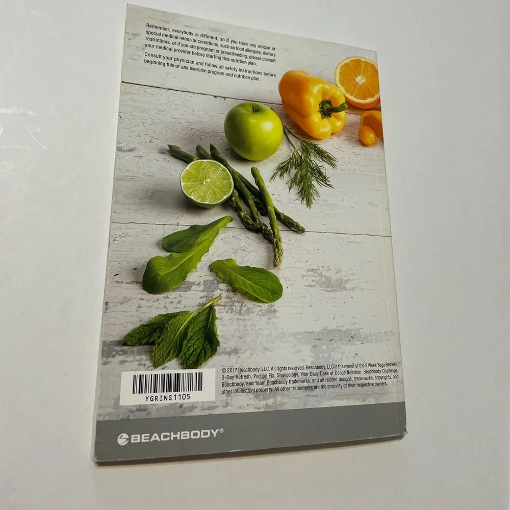 Clean Eats companion book to the 3 Week Yoga Retreat by Beach-body